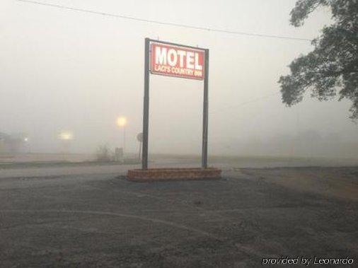 Laci'S Country Inn - Knob Noster Exterior photo